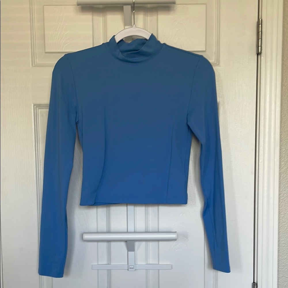 Babaton Contour Mock Neck